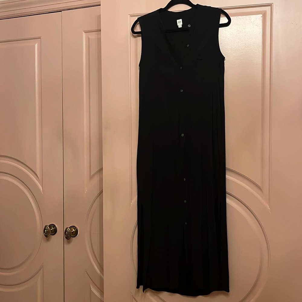Sleeveless rayon dress
